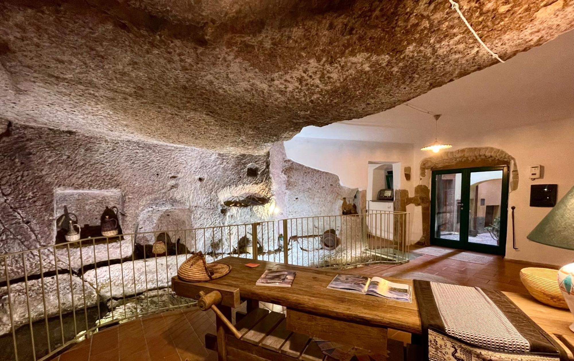 בוסה Sardinian Gallery Fonte מראה חיצוני תמונה