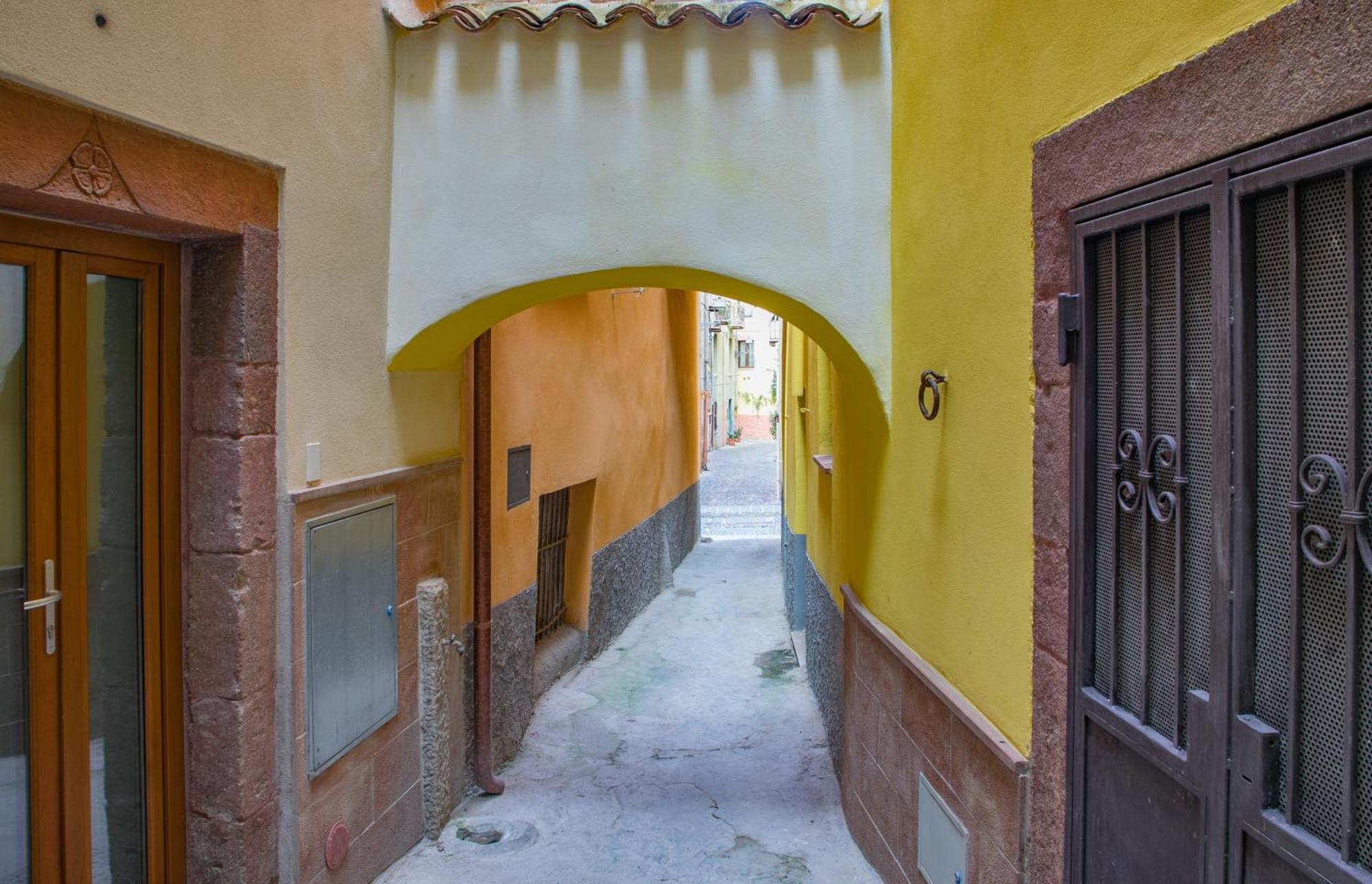 בוסה Sardinian Gallery Fonte מראה חיצוני תמונה